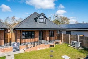 Photo 20- click for photo gallery